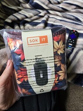 SOK IT Reusable Insulating Beverage Sleeve - Autumn Leaves